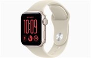 Apple Watch SE 3 GPS 40mm Stjerneskær Aluminium Case med Sand Sport Band - M/L